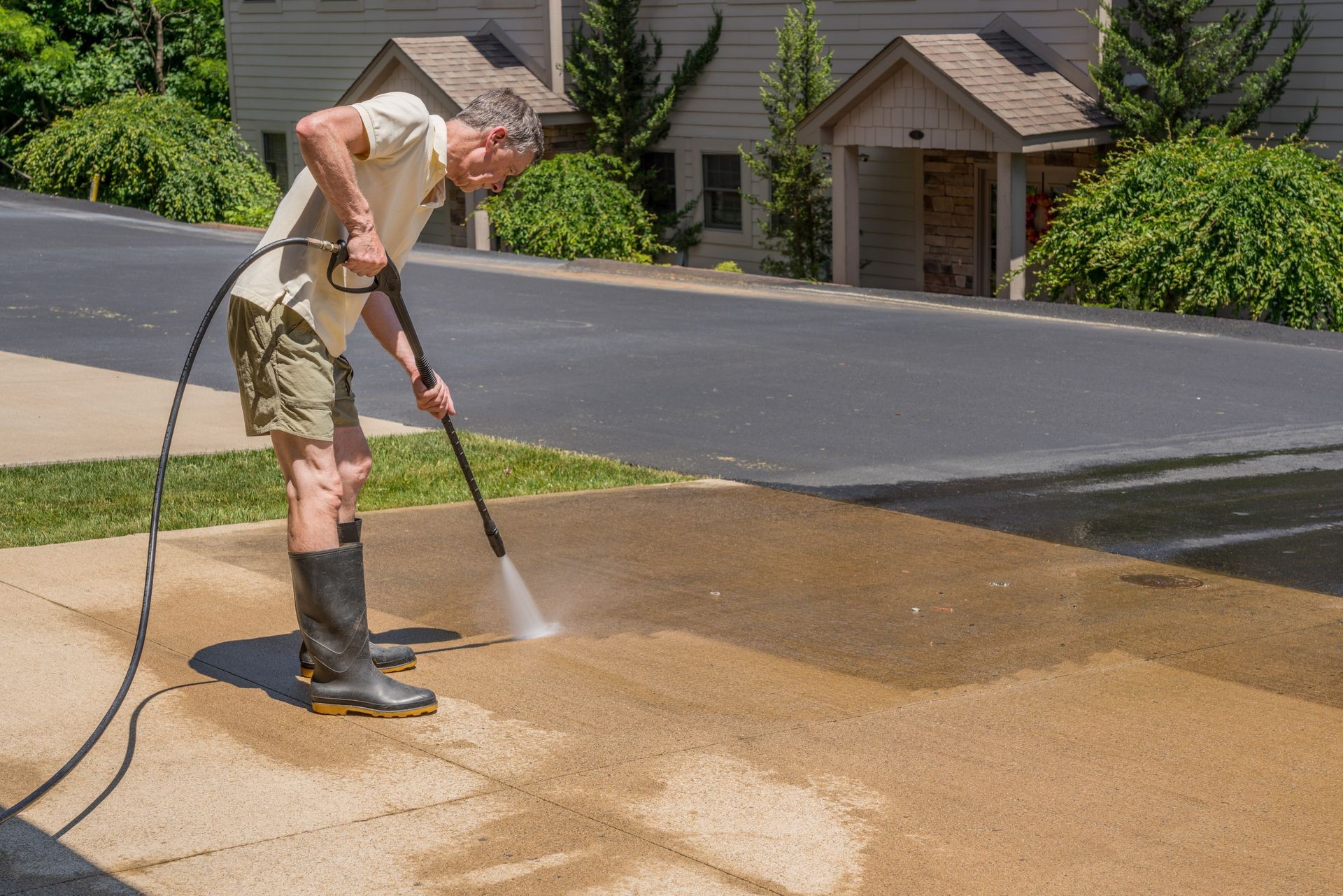 Driveway/ Patio Cleaning